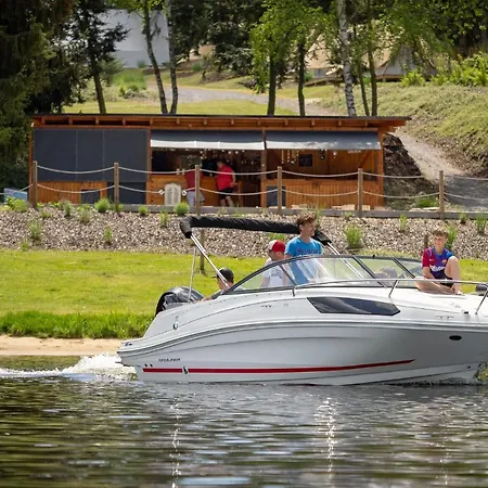 Marina & Glamping Nova Zivohost Lyxtält Křečovice